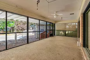 2251 Oxford Dr, Pensacola, FL 32503 - Photo 11