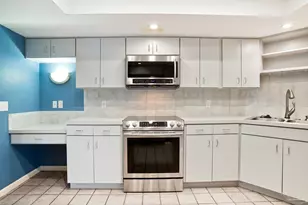 2251 Oxford Dr, Pensacola, FL 32503 - Photo 9