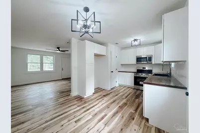 2792 Christine St, Pensacola, FL 32526 - Photo 11
