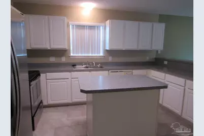 2018 Marquesas Ln, Pensacola, FL 32506 - Photo 5