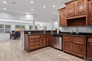 5580 Madelines Way, Pace, FL 32571 - Photo 13