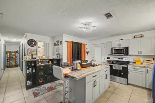 6150 Denver Ave, Pensacola, FL 32526 - Photo 11
