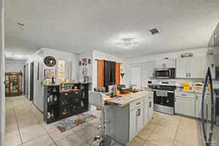 6150 Denver Ave, Pensacola, FL 32526 - Photo 7