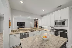 1430 E Shores Blvd, Gulf Breeze, FL 32563 - Photo 29