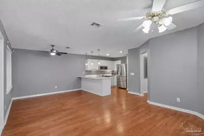 1739 Ivalea Cir, Navarre, FL 32566 - Photo 9