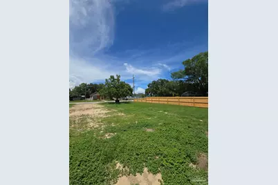 2815 E Gonzalez St, Pensacola, FL 32503 - Photo 5