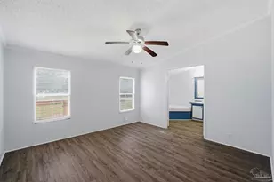 8865 Ashland Ave, Pensacola, FL 32534 - Photo 11