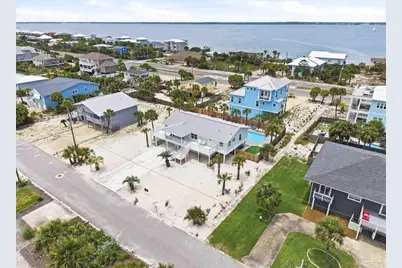 1407 Maldonado Dr, Pensacola Beach, FL 32561 - Photo 43
