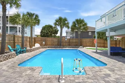 1407 Maldonado Dr, Pensacola Beach, FL 32561 - Photo 29
