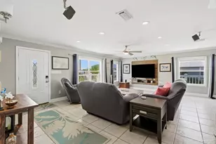 1407 Maldonado Dr, Pensacola Beach, FL 32561 - Photo 13