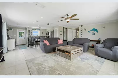 1407 Maldonado Dr, Pensacola Beach, FL 32561 - Photo 5