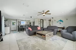 1407 Maldonado Dr, Pensacola Beach, FL 32561 - Photo 5