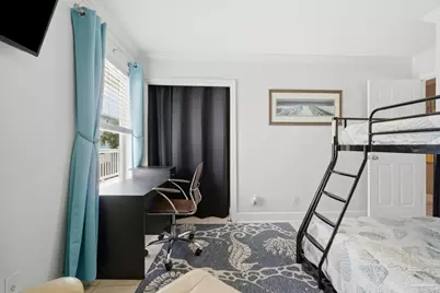 1407 Maldonado Dr, Pensacola Beach, FL 32561 - Photo 15