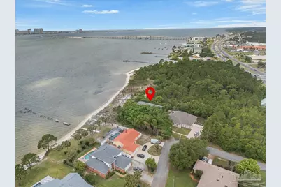 1817 Navarre Sound Cir, Navarre, FL 32566 - Photo 17