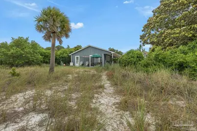 1817 Navarre Sound Cir, Navarre, FL 32566 - Photo 19