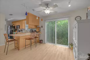 1817 Navarre Sound Cir, Navarre, FL 32566 - Photo 27