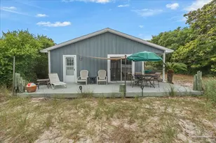 1817 Navarre Sound Cir, Navarre, FL 32566 - Photo 11