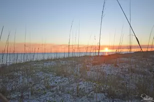 22 Via Deluna Dr, Pensacola Beach, FL 32561 - Photo 7