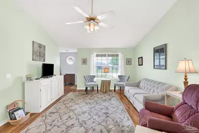 10049 Centre St, Pensacola, FL 32506 - Photo 5