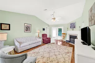 10049 Centre St, Pensacola, FL 32506 - Photo 3