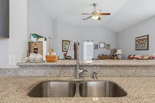 5610 Vendome Ct, Milton, FL 32583 - Photo 9