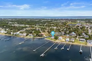 1002 Magnolia Ln, Gulf Breeze, FL 32563 - Photo 53