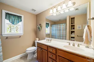 1002 Magnolia Ln, Gulf Breeze, FL 32563 - Photo 7