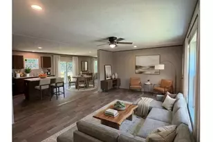11226 N Lakeview Dr, Milton, FL 32583 - Photo 9