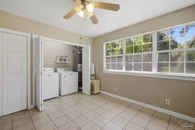 9765 N Loop Rd, Pensacola, FL 32507 - Photo 17