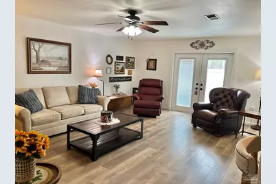 2410 Parker Dr, Niceville, FL 32578 - Photo 3