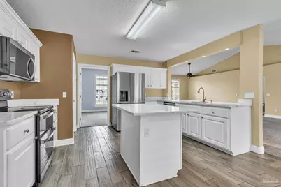 3301 Pitcher Plant Cir, Pensacola, FL 32506 - Photo 7