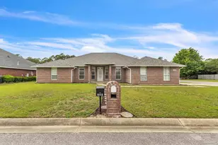 3301 Pitcher Plant Cir, Pensacola, FL 32506 - Photo 1