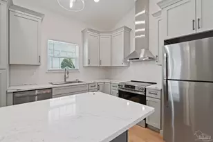 418 N C St, Pensacola, FL 32501 - Photo 7