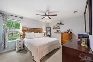 5618 Riviera Dr, Milton, FL 32583 - Photo 25