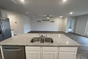 5628 Fulcina Ct, Milton, FL 32571 - Photo 3