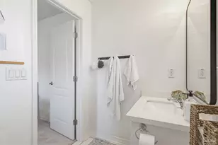 2018 Juno Cir, Pensacola, FL 32526 - Photo 63