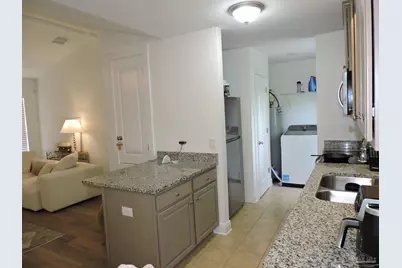 2202 N E St, Pensacola, FL 32501 - Photo 11