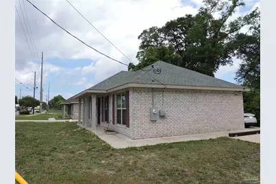 2202 N E St, Pensacola, FL 32501 - Photo 3