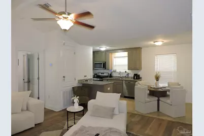 2202 N E St, Pensacola, FL 32501 - Photo 7