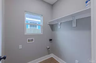210 E Lakeview Ave, Pensacola, FL 32503 - Photo 13