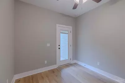 210 E Lakeview Ave, Pensacola, FL 32503 - Photo 17
