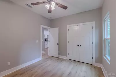 210 E Lakeview Ave, Pensacola, FL 32503 - Photo 11