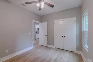 210 E Lakeview Ave, Pensacola, FL 32503 - Photo 11