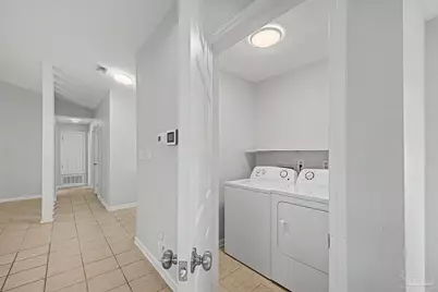 1104 Bremen Ave, Pensacola, FL 32507 - Photo 15