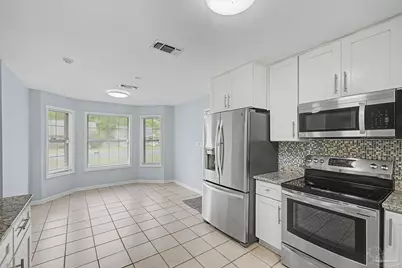 1104 Bremen Ave, Pensacola, FL 32507 - Photo 5