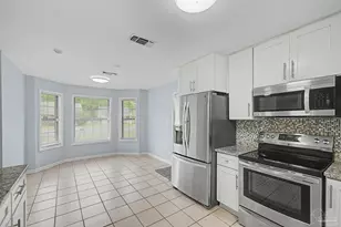 1104 Bremen Ave, Pensacola, FL 32507 - Photo 5