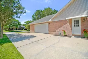 116 Mt Pilot St, Cantonment, FL 32533 - Photo 51