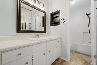 8129 Treetop Ln, Pensacola, FL 32514 - Photo 15