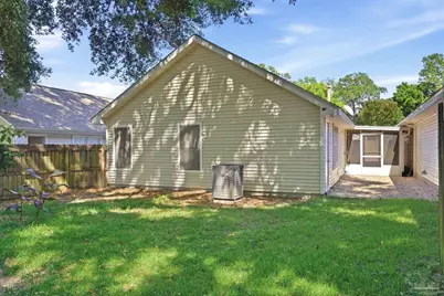 8129 Treetop Ln, Pensacola, FL 32514 - Photo 23