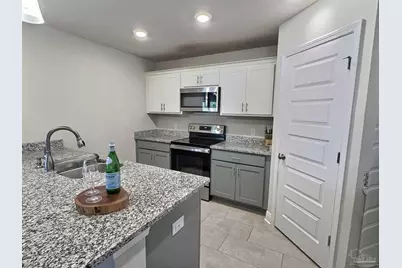 4285 Castille Ave, Pace, FL 32571 - Photo 7